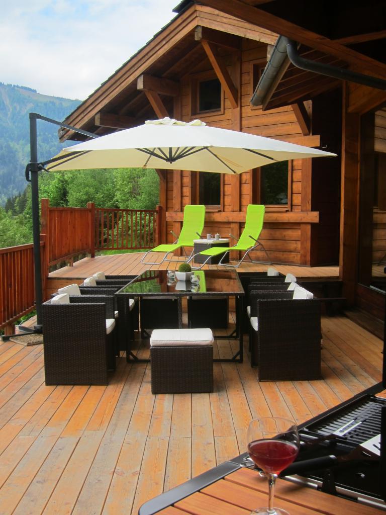 Terrasse 50m2 Barbecue et plancha pour les experts en grillades